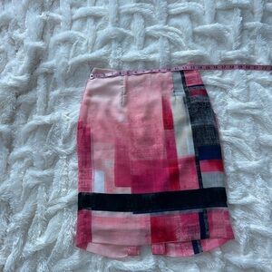 White House Black Market Pink Abstract Pencil Skirt